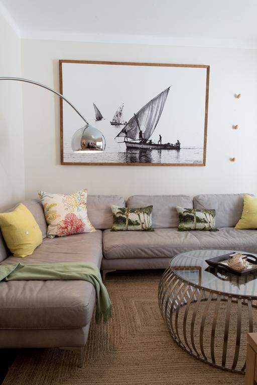 Caprice Camps Bay Apartment Room photo