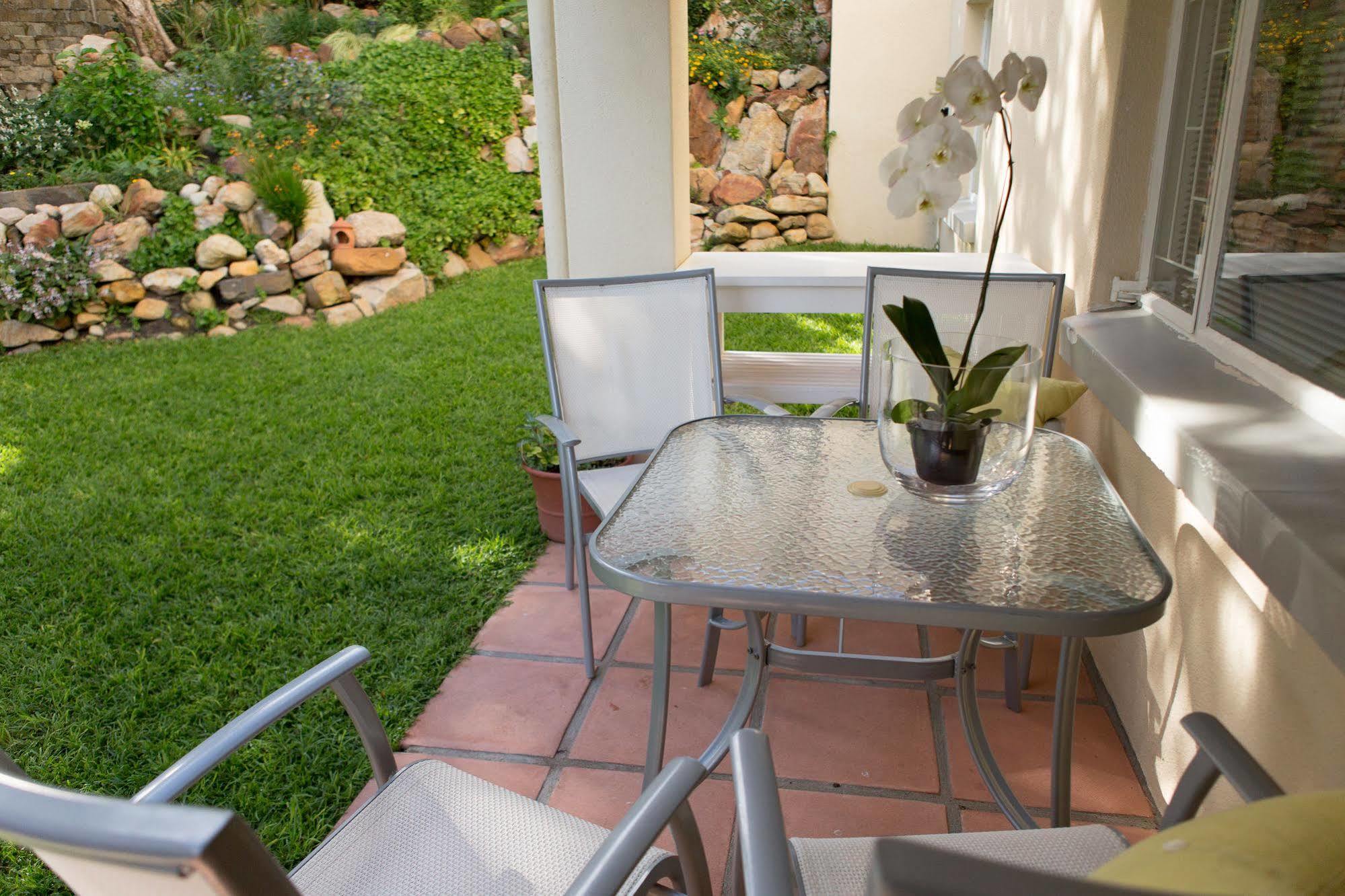 Caprice Camps Bay Apartment Exterior photo